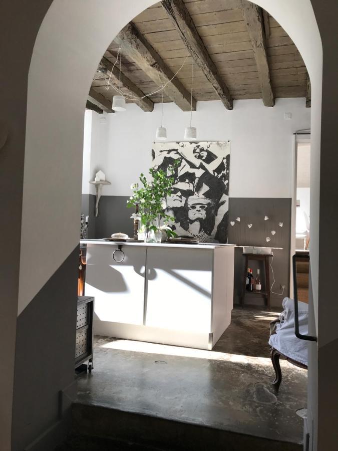La Maison Sur La Place Penne-dʼAgenais エクステリア 写真