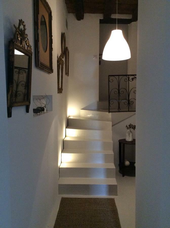 La Maison Sur La Place Penne-dʼAgenais エクステリア 写真