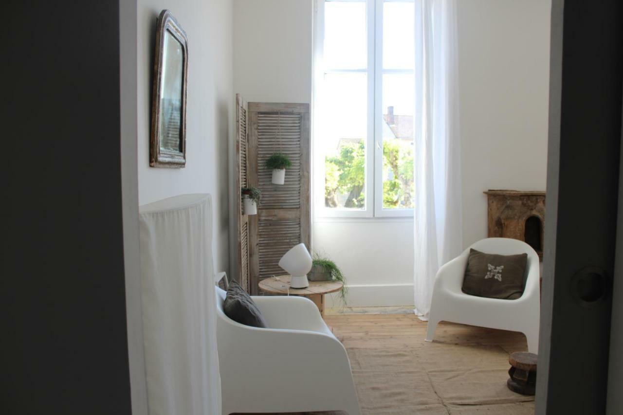 La Maison Sur La Place Penne-dʼAgenais エクステリア 写真
